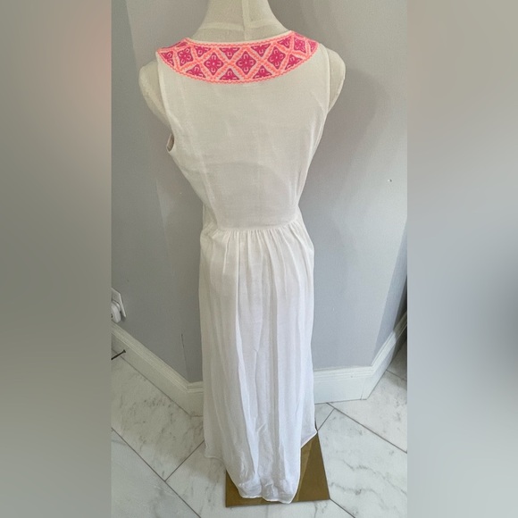 Vineyard Vines, women’s 2, cotton and linen maxi dress w/ hot pink woven accents - Picture 4 of 11